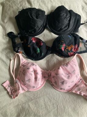 Pink Printed Underwire Bra - Comfortable Everyday Support + 2 free bras